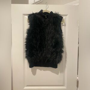Willi Smith faux fur vest 
Size medium / zip up